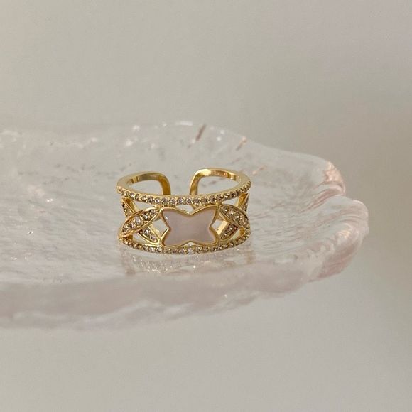 Gold Cross Mother of Pearl Statement Ring - Picture 2 of 4